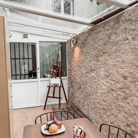 Very Central Cihangir, Cozy 1+1 Διαμέρισμα *